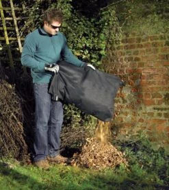 Black & Decker BLACK+DECKER GW3030-QS Bladblazer - 3000W - 50L Opvangbak - 16:1 Volumereductie -Tuinen Speciaal Winkel 1070x1200 1