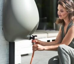 Elho Pure Raindrop 70L - Geel/Oker -Tuinen Speciaal Winkel 1200x1028 3