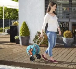GARDENA AquaRoll S Slangenwagen - Verstelbare Handgreep - Excl. Tuinslang -Tuinen Speciaal Winkel 1200x1097 10