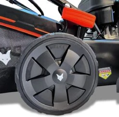 FUXTEC Grasmaaier Benzine - 51cm - 4-takt - 170cc - Zelfrijdend / Zelftrekkend /achterwielaandrijving - Mulchfunctie - Opvangbak 60L - FX-RM5170 13 FUXTEC Grasmaaier Benzine - 51cm - 4-takt - 170cc - Zelfrijdend / Zelftrekkend /achterwielaandrijving - Mulchfunctie - Opvangbak 60L - FX-RM5170 -Tuinen Speciaal Winkel 1200x1177 13