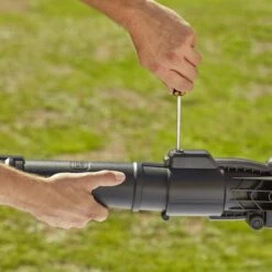 Black & Decker BLACK+DECKER BEBLV301 Bladblazer - Blaas En Zuigfunctie - Rugzak Als Opvangzak -Tuinen Speciaal Winkel 1200x1200 1098