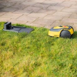 Powerplus POWXG6305 Robotmaaier - 18V - Voor Gazons Tot Ca. 500m² - Maaibreedte 180mm - Incl. Laadstation En Accessoires -Tuinen Speciaal Winkel 1200x1200 1343