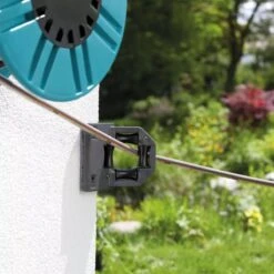 GARDENA - Wandslanghouder 60 Met Slanggeleider - Slanghouder - Maximale Capaciteit 60 Meter -Tuinen Speciaal Winkel 1200x1200 343