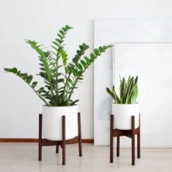 LifeGoods Planten Standaard - Uitschuifbare Bloempothouder - 20 Tot 30 Cm - Donker Bamboe -Tuinen Speciaal Winkel 1200x1200 675