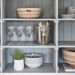 Riviera Maison Plantenbak Rond, Bloempot Met Ribbel - RM Let It Grow Planter - Wit - Porselein - Maat S -Tuinen Speciaal Winkel 1200x1200 796