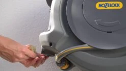 Hozelock AutoReel Slangenhouder / Wandslangbox 20m - Ø12,5mm 31 Hozelock AutoReel Slangenhouder / Wandslangbox 20m - Ø12,5mm -Tuinen Speciaal Winkel 1200x675 10
