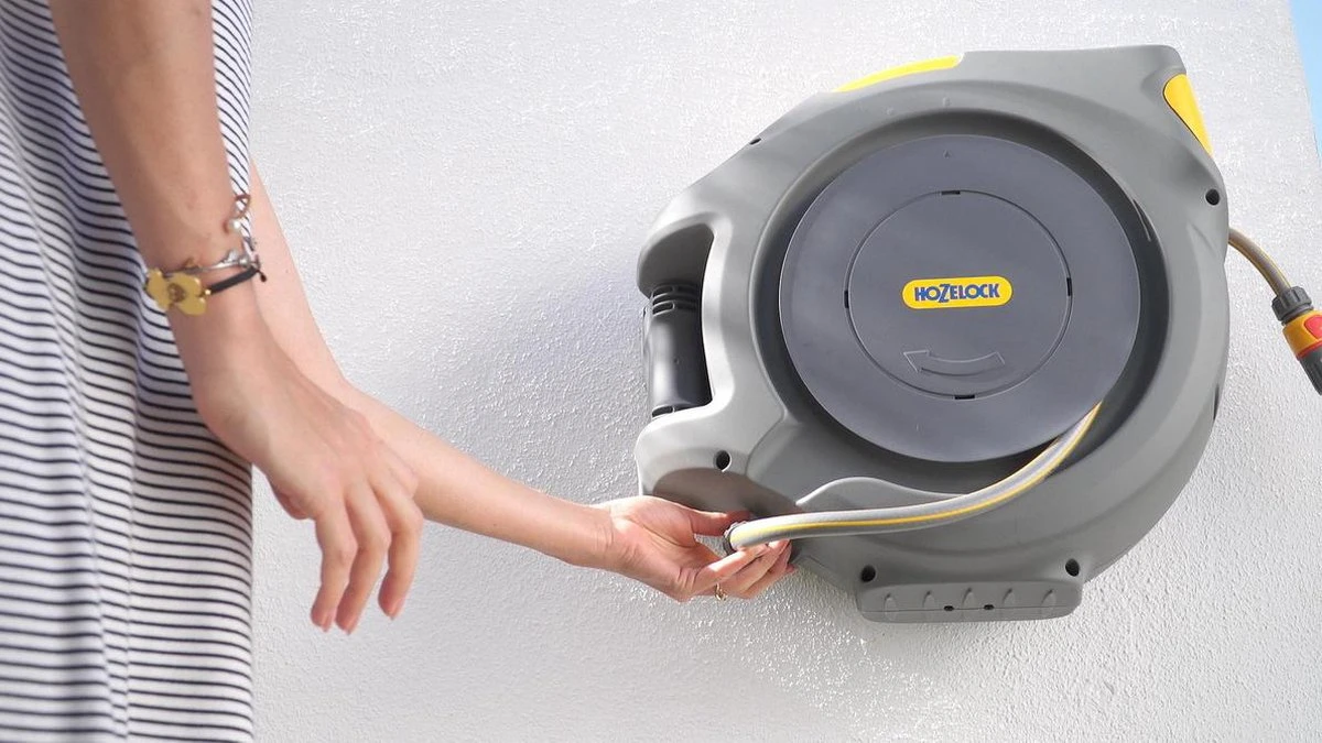 Hozelock AutoReel Slangenhouder / Wandslangbox 20m - Ø12,5mm 10 Hozelock AutoReel Slangenhouder / Wandslangbox 20m - Ø12,5mm - Afbeelding 8