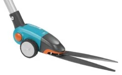 GARDENA Comfort Grasschaar - Op Steel -Tuinen Speciaal Winkel 1200x741 5