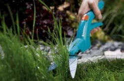 GARDENA Classic Grasschaar Vast Model -Tuinen Speciaal Winkel 1200x780 1