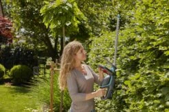 GARDENA - ComfortCut 50/18V-P4A Ready-To-Use Set - Heggenschaar -Tuinen Speciaal Winkel 1200x799 186
