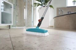 GARDENA Combisysteem - Schrobber - Werkbreedte 30 Cm - Aanbevolen Steellengte 130/150 Cm -Tuinen Speciaal Winkel 1200x799 251