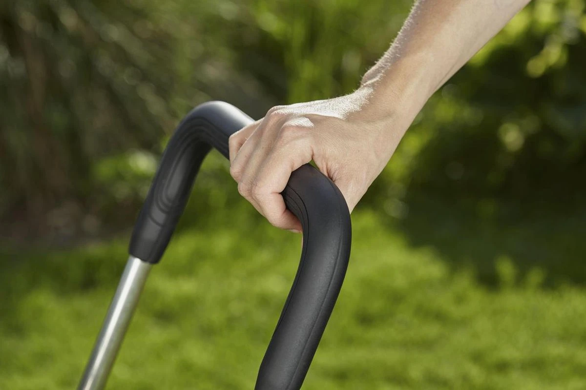 GARDENA - AquaRoll M CleverRoll Easy Slangenwagen - Maximaal 60 Meter - Inklapbare Zwengel 12 GARDENA - AquaRoll M CleverRoll Easy Slangenwagen - Maximaal 60 Meter - Inklapbare Zwengel - Afbeelding 10