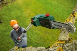 Bosch UniversalHedgePole 18 Heggenschaar Op Steel - Met 18 V Accu En Lader -Tuinen Speciaal Winkel 1200x800 195