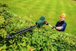 Bosch UniversalHedgePole 18 Heggenschaar Op Steel - Met 18 V Accu En Lader -Tuinen Speciaal Winkel 1200x800 196