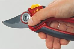 WOLF-Garten Snoeischaar "Premium Plus" RR 4000 - Max. Knipdiameter 22 Mm - Links- En Rechtshandige - Softinleg Handgreep - Snijhoek 30° - Voor Grote Handen - Vervangbare Messen -Tuinen Speciaal Winkel 1200x800 331