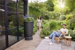 Elho Green Basics Regenton Plus 126 - Regenton Voor Kweken En Oogsten - Ø 70.5 X H 101.0 Cm - Zwart/Living Black 7 Elho Green Basics Regenton Plus 126 - Regenton Voor Kweken En Oogsten - Ø 70.5 X H 101.0 Cm - Zwart/Living Black -Tuinen Speciaal Winkel 1200x800 46