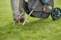 GARDENA - AquaRoll L CleverRoll L Easy Set Slangenwagen - Maximaal 50 Meter - Verstelbare Handgreep -Tuinen Speciaal Winkel 1200x800 86