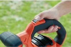 Black & Decker BLACK+DECKER BEBLV300SB-QS Bladblazer - 404 Km/u - 3000W - Zuig-/blaasfunctie - Gesnoerd 17 Black & Decker BLACK+DECKER BEBLV300SB-QS Bladblazer - 404 Km/u - 3000W - Zuig-/blaasfunctie - Gesnoerd -Tuinen Speciaal Winkel 1200x808 2