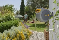 Hozelock AutoReel Slangenhouder / Wandslangbox 20m - Ø12,5mm 36 Hozelock AutoReel Slangenhouder / Wandslangbox 20m - Ø12,5mm -Tuinen Speciaal Winkel 1200x816 1