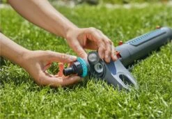 GARDENA - Zwenksproeier AquaZoom S - Tuinsproeier - 9 Tot 150 M² 24 GARDENA - Zwenksproeier AquaZoom S - Tuinsproeier - 9 Tot 150 M² -Tuinen Speciaal Winkel 1200x829 2