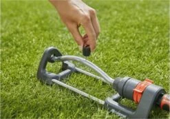 GARDENA - Zwenksproeier Aqua S - Tuinsproeier - 90 Tot 220 M² -Tuinen Speciaal Winkel 1200x840