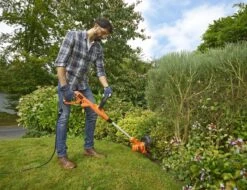 Black & Decker BLACK+DECKER BESTA525-QS Grastrimmer - 450W - 25cm - Gesnoerd -Tuinen Speciaal Winkel 1200x925 2