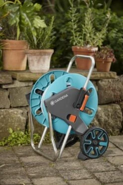 GARDENA - AquaRoll CleverRoll S Set Slangenwagen - Incl. 20 M Slang - Maximaal 40 M Opbergcapaciteit -Tuinen Speciaal Winkel 798x1200 2