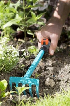 GARDENA Combisystem Handharkje Hark - Werkbreedte 8,5 Cm 16 GARDENA Combisystem Handharkje Hark - Werkbreedte 8,5 Cm -Tuinen Speciaal Winkel 799x1200 111