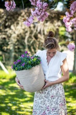 Capi Europe - Bloempot Bol Waste Rib NL - 35x34 - Terrazzo Beige - Voor Binnen En Buiten - KTBR932 17 Capi Europe - Bloempot Bol Waste Rib NL - 35x34 - Terrazzo Beige - Voor Binnen En Buiten - KTBR932 -Tuinen Speciaal Winkel 799x1200 33