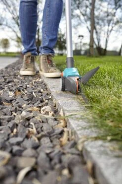 GARDENA Comfort Grasschaar - Op Steel -Tuinen Speciaal Winkel 799x1200 83