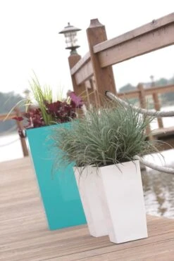 Prosperplast Kunststof Urbi Bloempot/plantenpot Met Binnenpot Wit 32 X 32 X 61 Cm - 21/49 Liter - Hoge Vierkante Bloempotten 19 Prosperplast Kunststof Urbi Bloempot/plantenpot Met Binnenpot Wit 32 X 32 X 61 Cm - 21/49 Liter - Hoge Vierkante Bloempotten -Tuinen Speciaal Winkel 800x1200 119