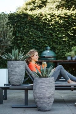 Capi Europe - Vaas Elegant Deluxe Rib NL - 40x60 - Antraciet - Voor Binnen En Buiten - KOFZ1131 -Tuinen Speciaal Winkel 800x1200 136