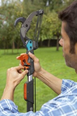 GARDENA Combisysteem Aambeeld Boomschaar Takkenschaar - 35mm 13 GARDENA Combisysteem Aambeeld Boomschaar Takkenschaar - 35mm -Tuinen Speciaal Winkel 800x1200 180