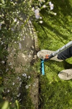 GARDENA Combisysteem Graskantafsteker - Aanbevolen Steellengte 130 Cm -Tuinen Speciaal Winkel 800x1200 227