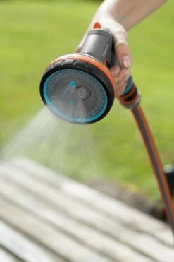 GARDENA - Comfort Broeskop - 5 Straalsoorten - Grijs -Tuinen Speciaal Winkel 800x1200 46