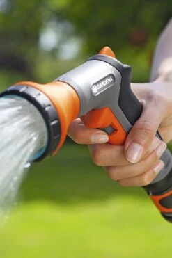 GARDENA Classic Sproeibroes -Tuinen Speciaal Winkel 800x1200 54