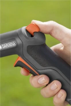 GARDENA - Premium Reinigingssproeier Spuitpistool - Metaal - Voor Reiniging En Bewatering -Tuinen Speciaal Winkel 801x1200 3