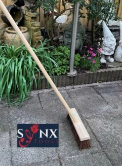 Synx Tools Bezem - Stadsbezem 30 Cm - Buitenveger - Veger - Steel 120 Cm - Harde Natuurvezels - Straatbezem - Bezems - Buitenbezem - Tuinbezem 7 Synx Tools Bezem - Stadsbezem 30 Cm - Buitenveger - Veger - Steel 120 Cm - Harde Natuurvezels - Straatbezem - Bezems - Buitenbezem - Tuinbezem -Tuinen Speciaal Winkel 880x1200 9